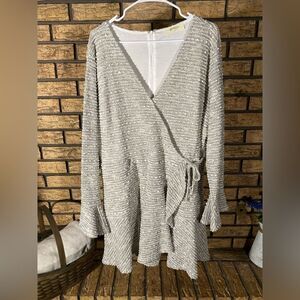 A beautiful soul long sleeve‎ grey dress